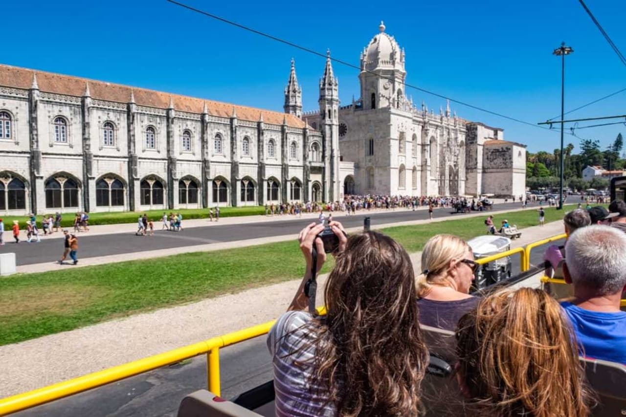 City Sightseeing Lisbon Hop-on Hop-off Bus Tour - image 5