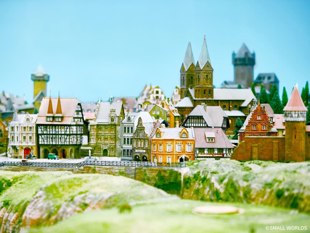 Small Worlds Tokyo - imagen 6