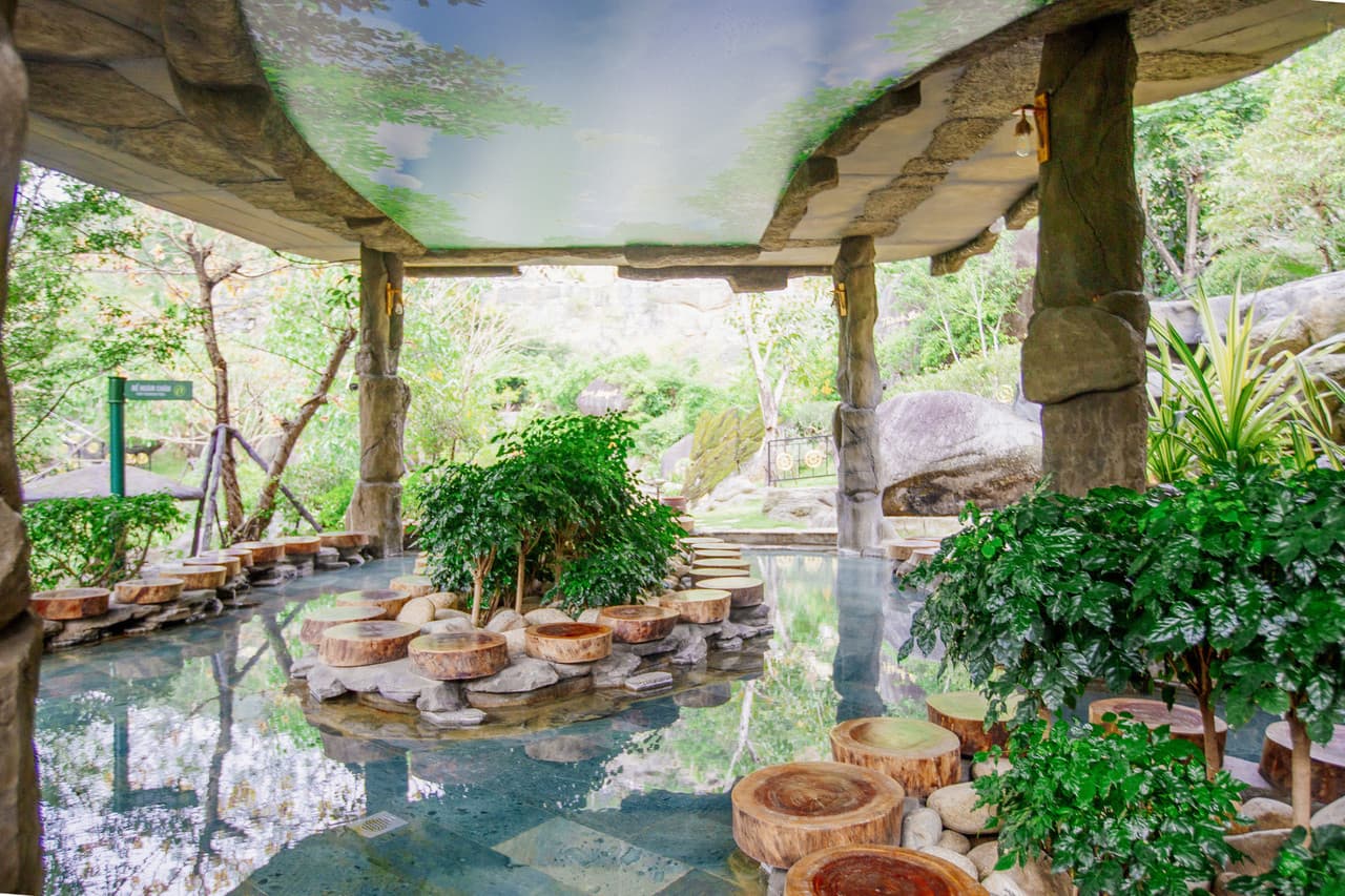 Nui Than Tai Hot Springs Park - image 6