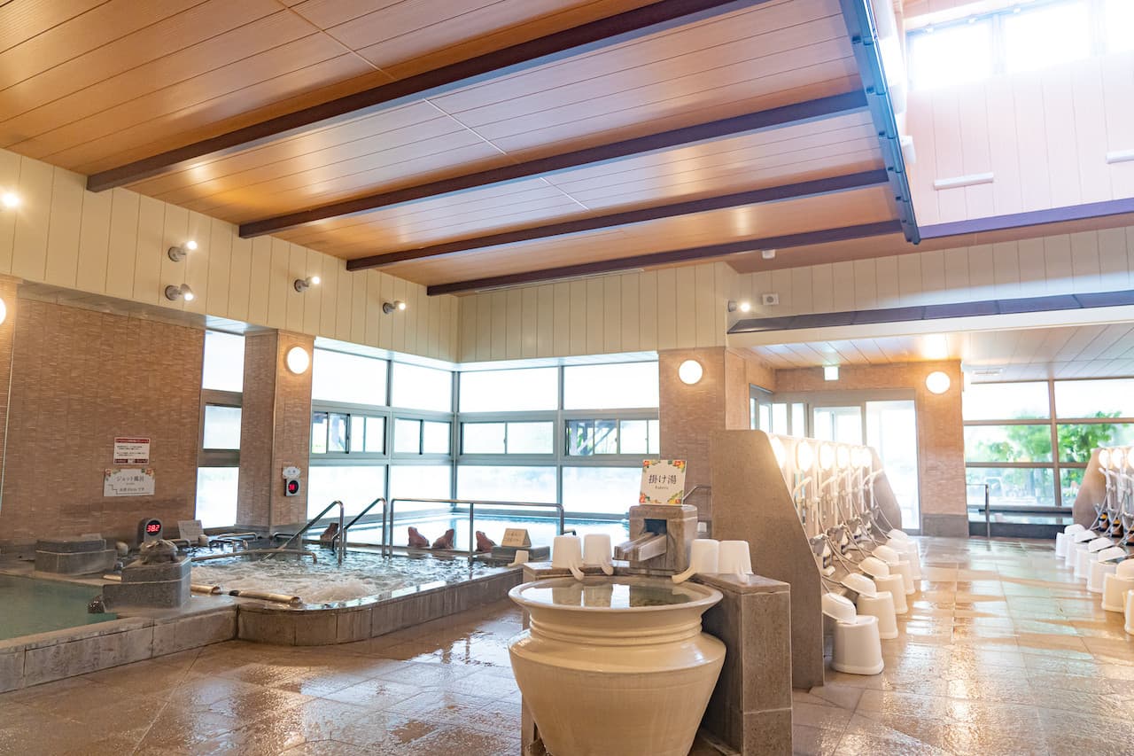 Osaka Tennen Onsen Naniwa-no-Yu - image 9
