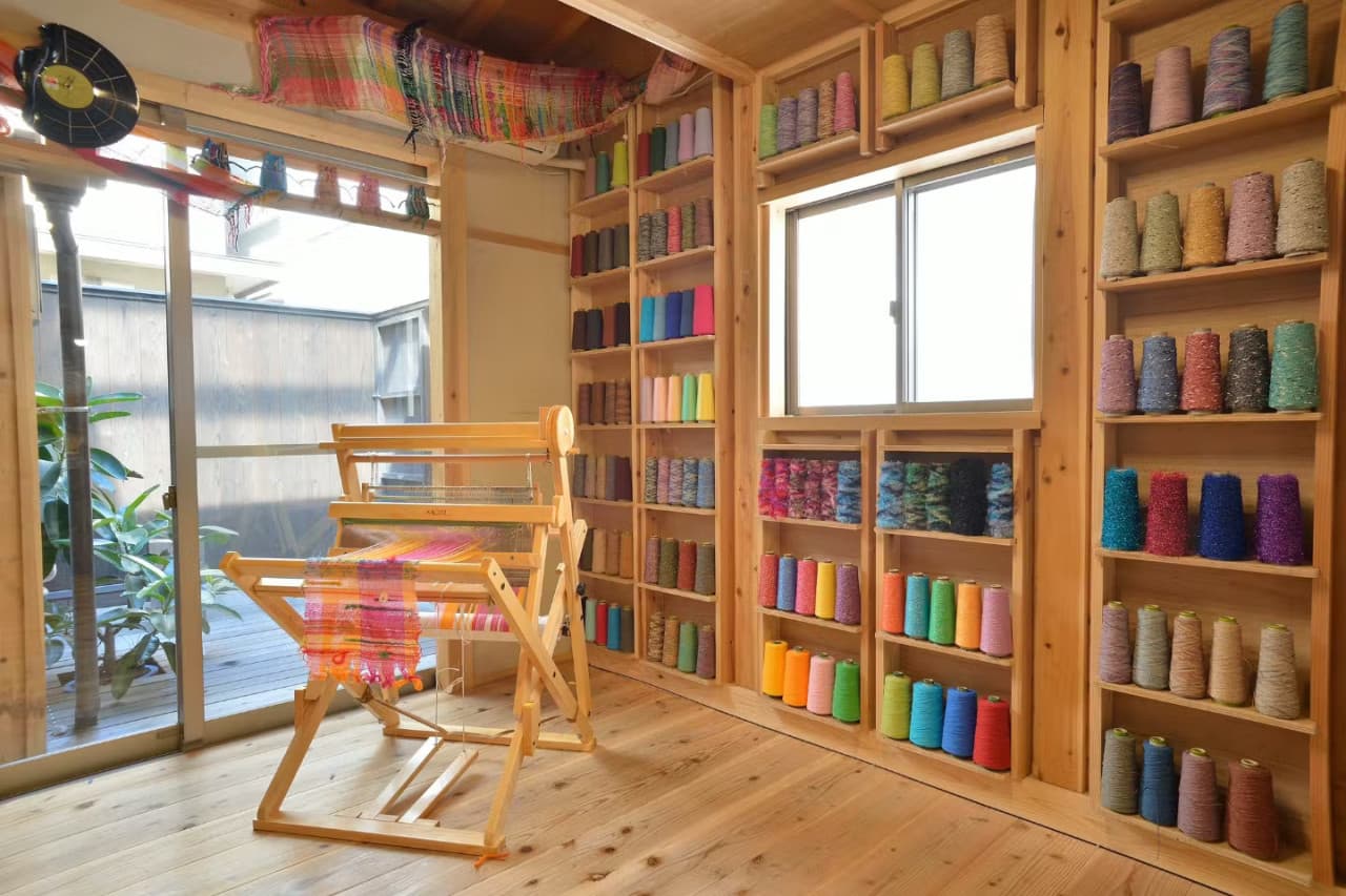 Weaving Experience at SAORI Toyosaki Nagaya - image 6