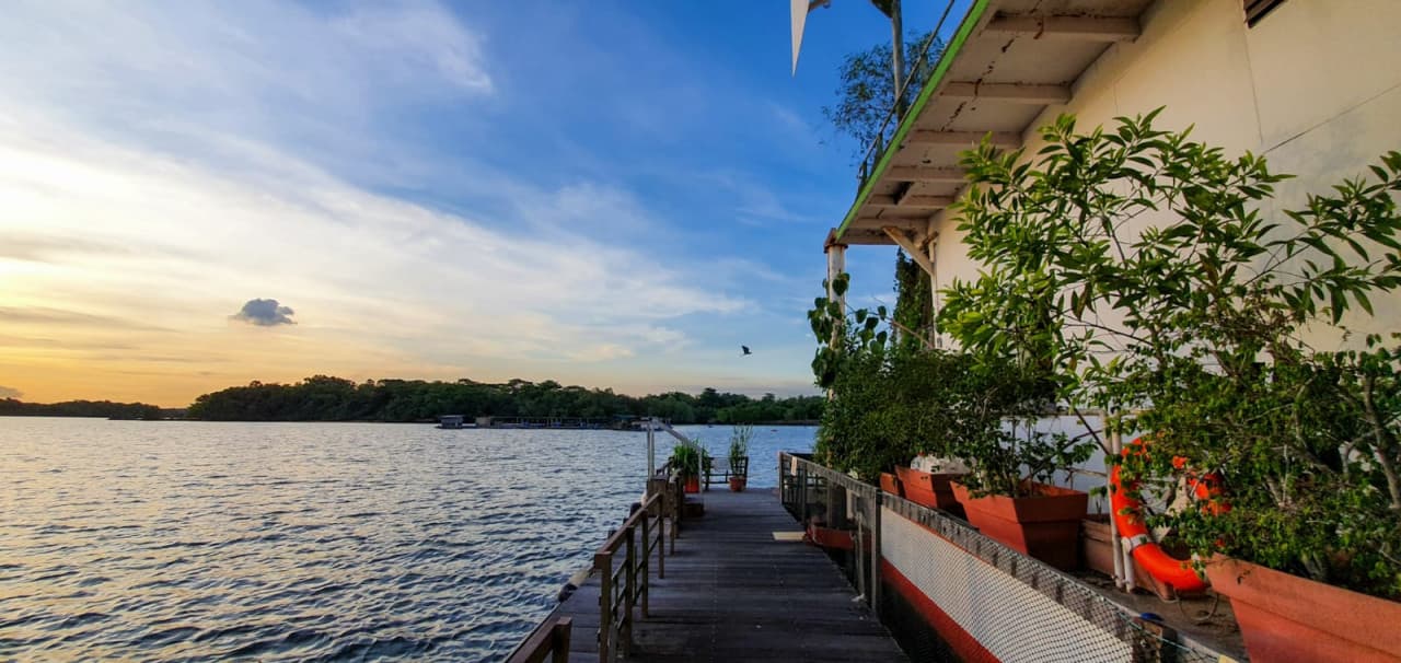 Kelong and Pulau Ubin Boat Tour - image 5