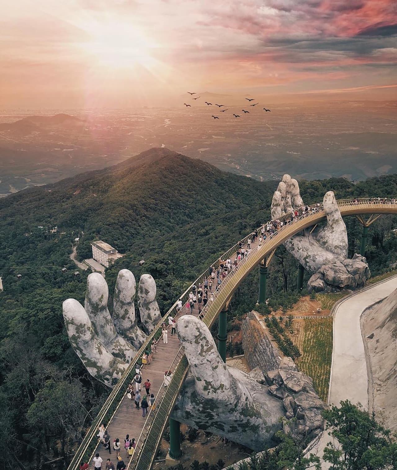 Ba Na Hills and Golden Bridge Full-Day Private Tour from Da Nang with Korean-speaking Guide - image 10