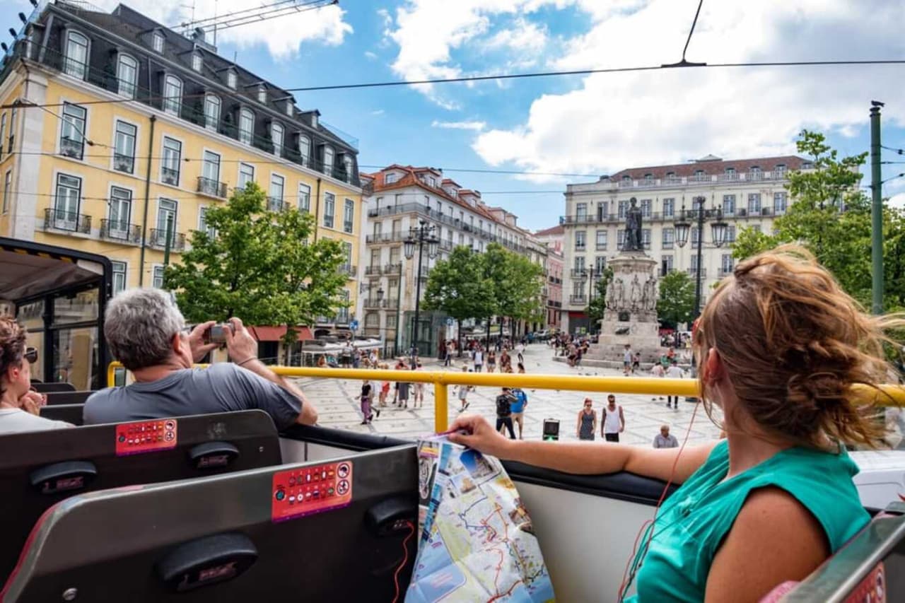 City Sightseeing Lisbon Hop-on Hop-off Bus Tour - image 4