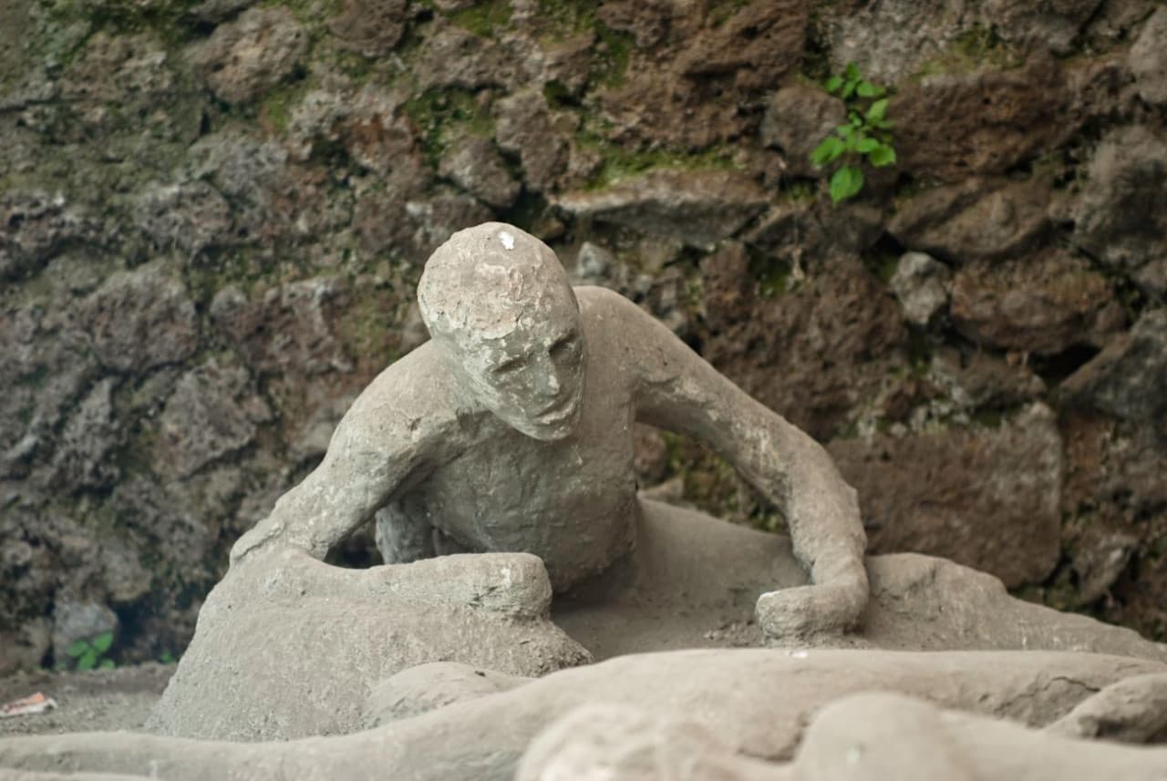 Pompeii and Naples Full-Day Tour from Rome - image 22