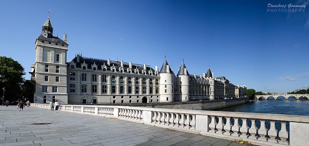 Conciergerie: Priority Entrance - main image
