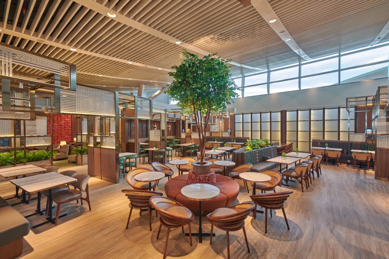 Plaza Premium Lounge - Kuala Lumpur International Airport Terminal 1 - image 3