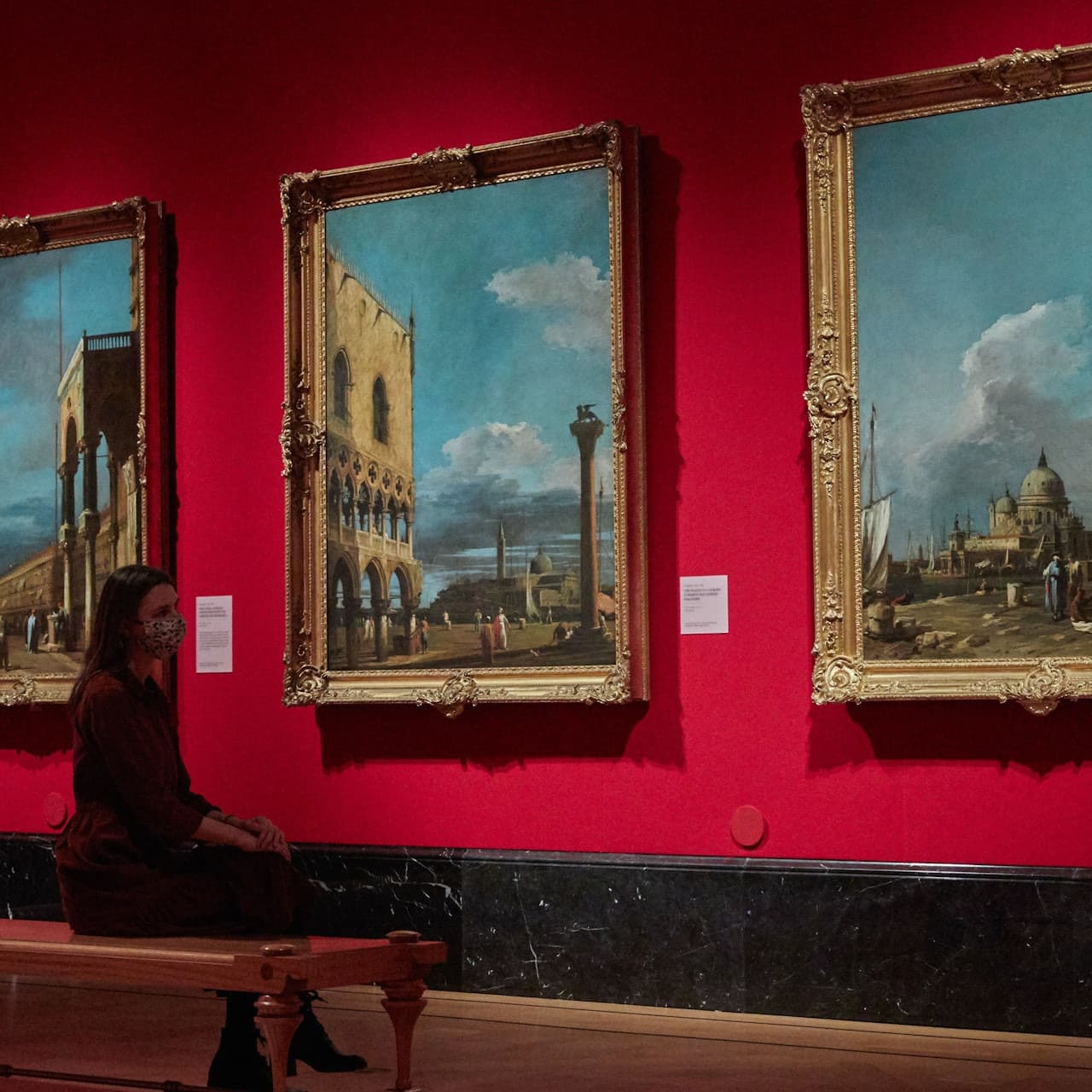 The King's Gallery, Buckingham Palace - image 3