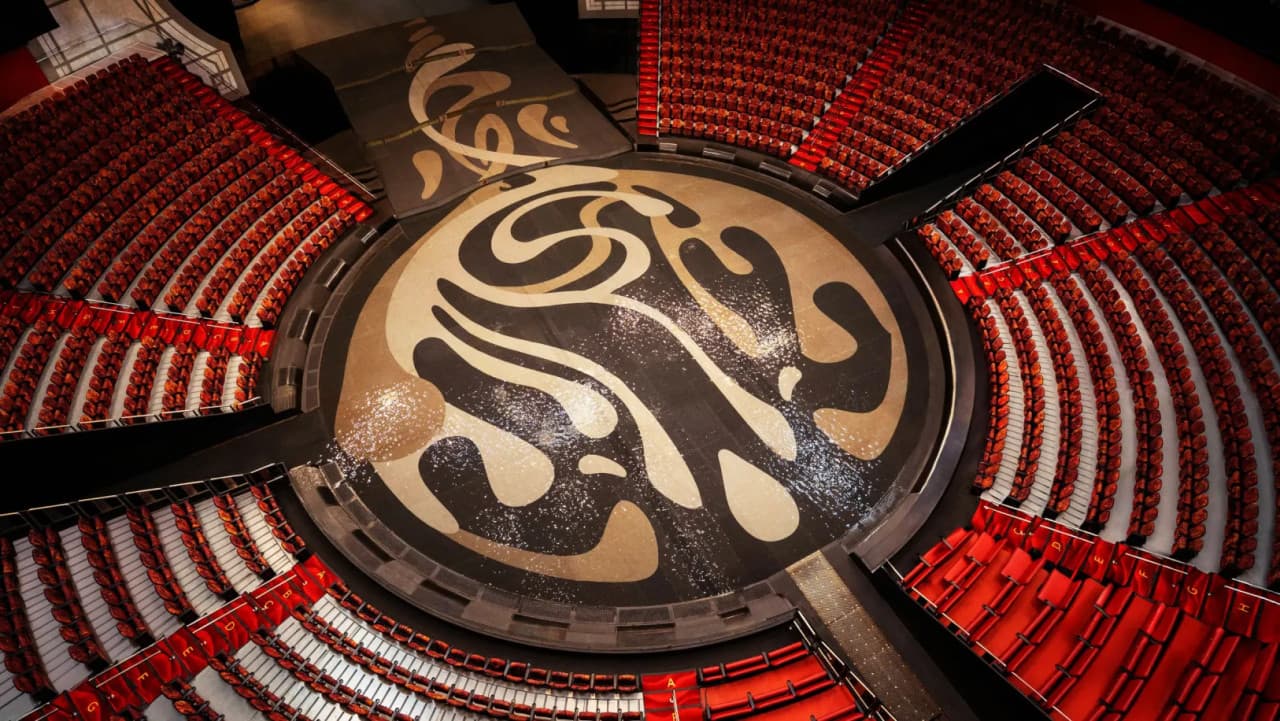 House of Dancing Water Backstage Tour in Macau - image 4