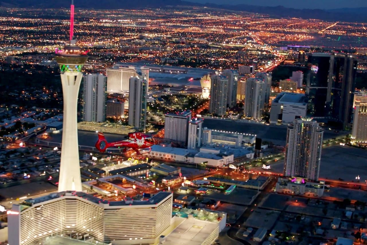 Las Vegas Strip Helicopter Night Flight - image 7