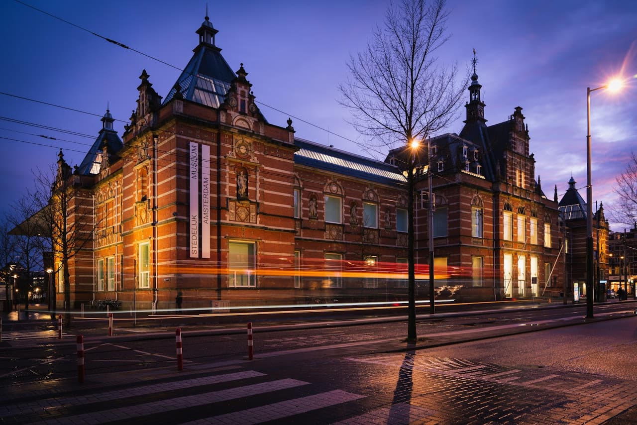 Stedelijk Museum - image 5