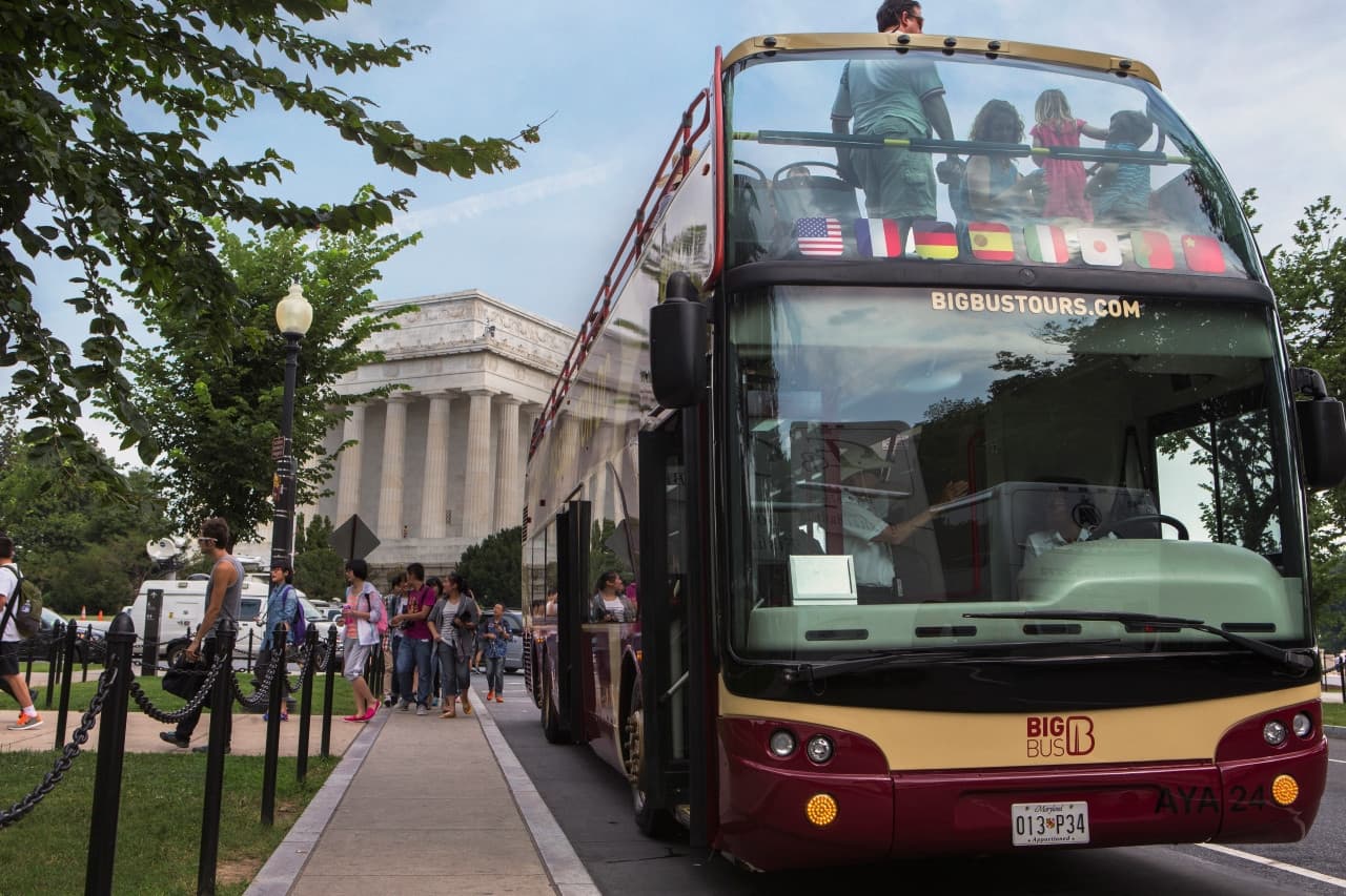 Big Bus Washington DC Hop-on Hop-off Bus Tour - image 3