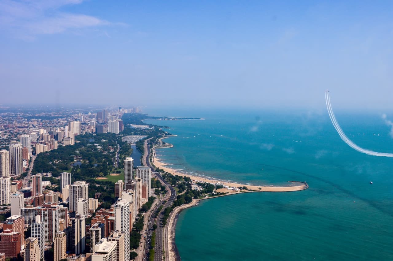 360 CHICAGO Observation Deck Ticket - image 6