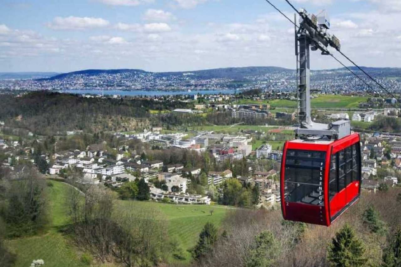 Zurich City Tour with Ferry and Felsenegg Cable Car - image 5
