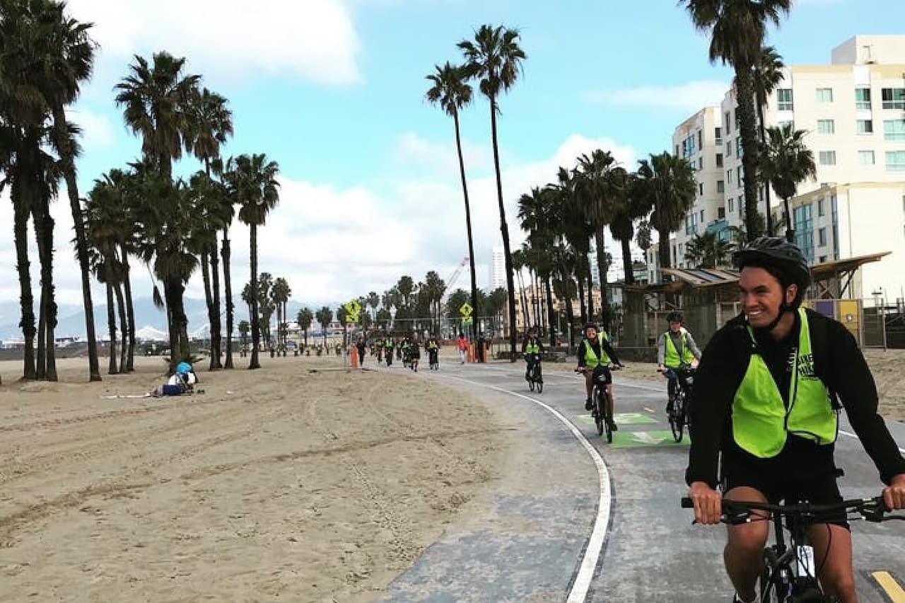 Los Angeles Cycling Tour with West Hollywood and Beverly Hills - image 5