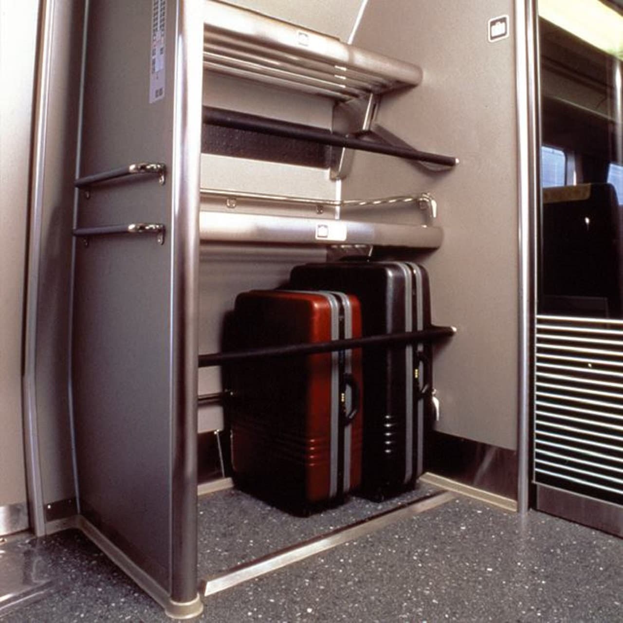 Haruka Airport Express - Kansai Airport to/from Osaka/Shin-Osaka/Kyoto/Nara/Kobe/Tennoji - image 3