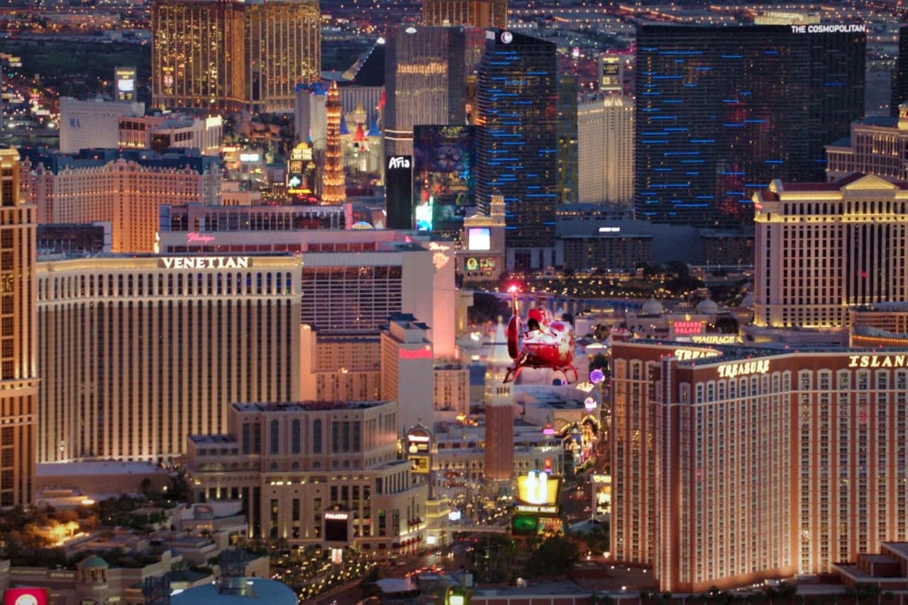 Las Vegas Strip Helicopter Night Flight - image 2