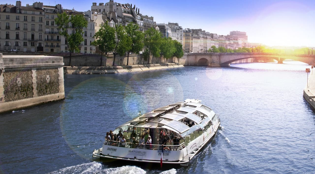 Batobus Paris - main image