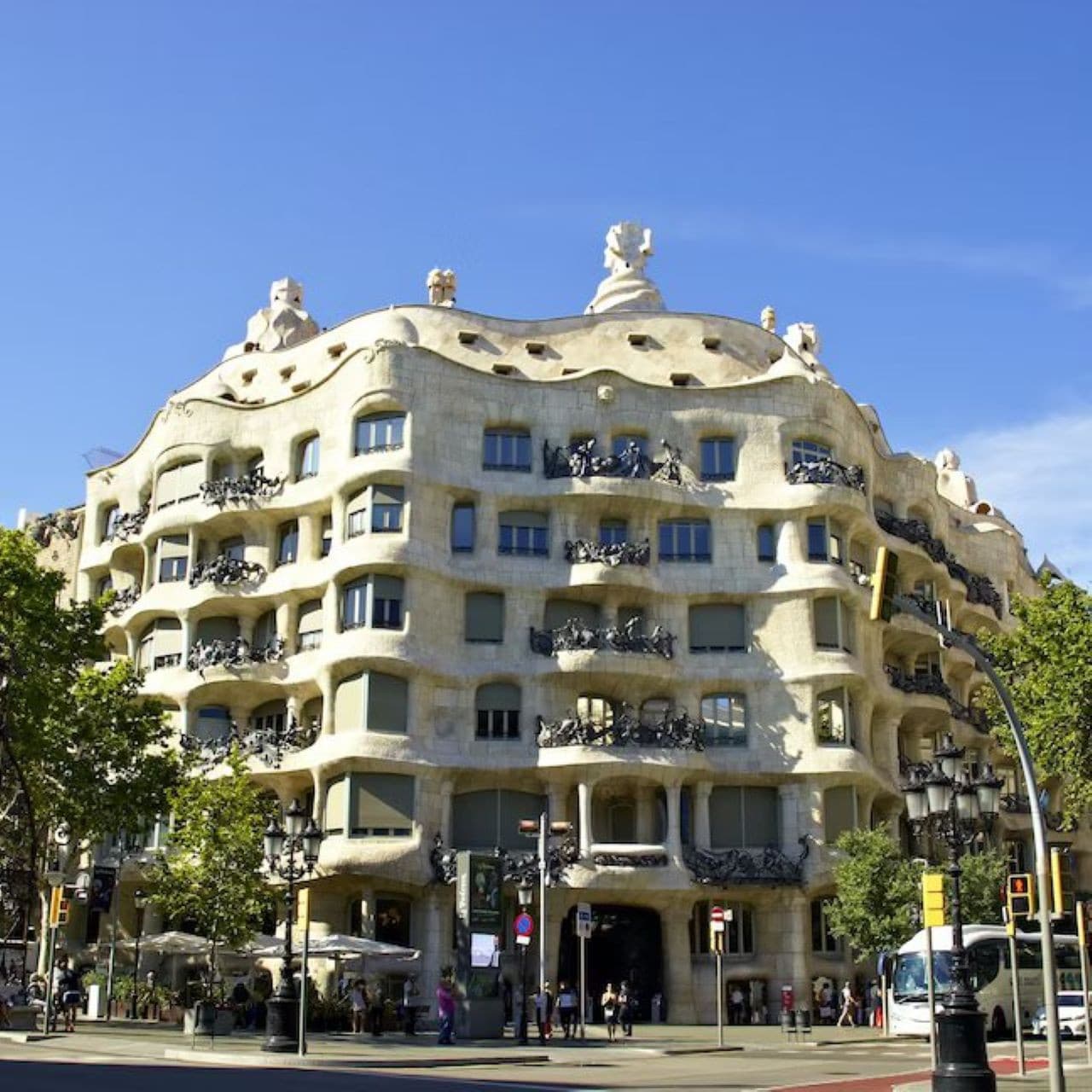 Barcelona Card - image 5