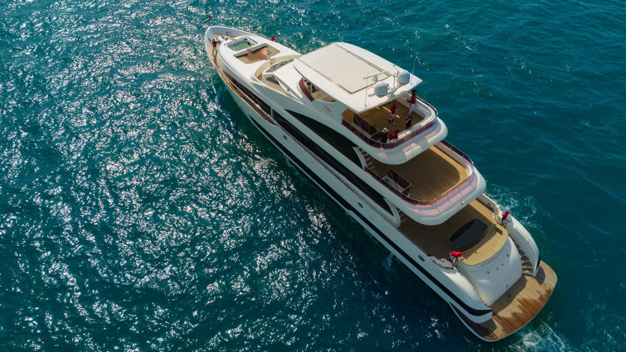 Dubai Marina Luxury Super Yacht Cruise - image 2