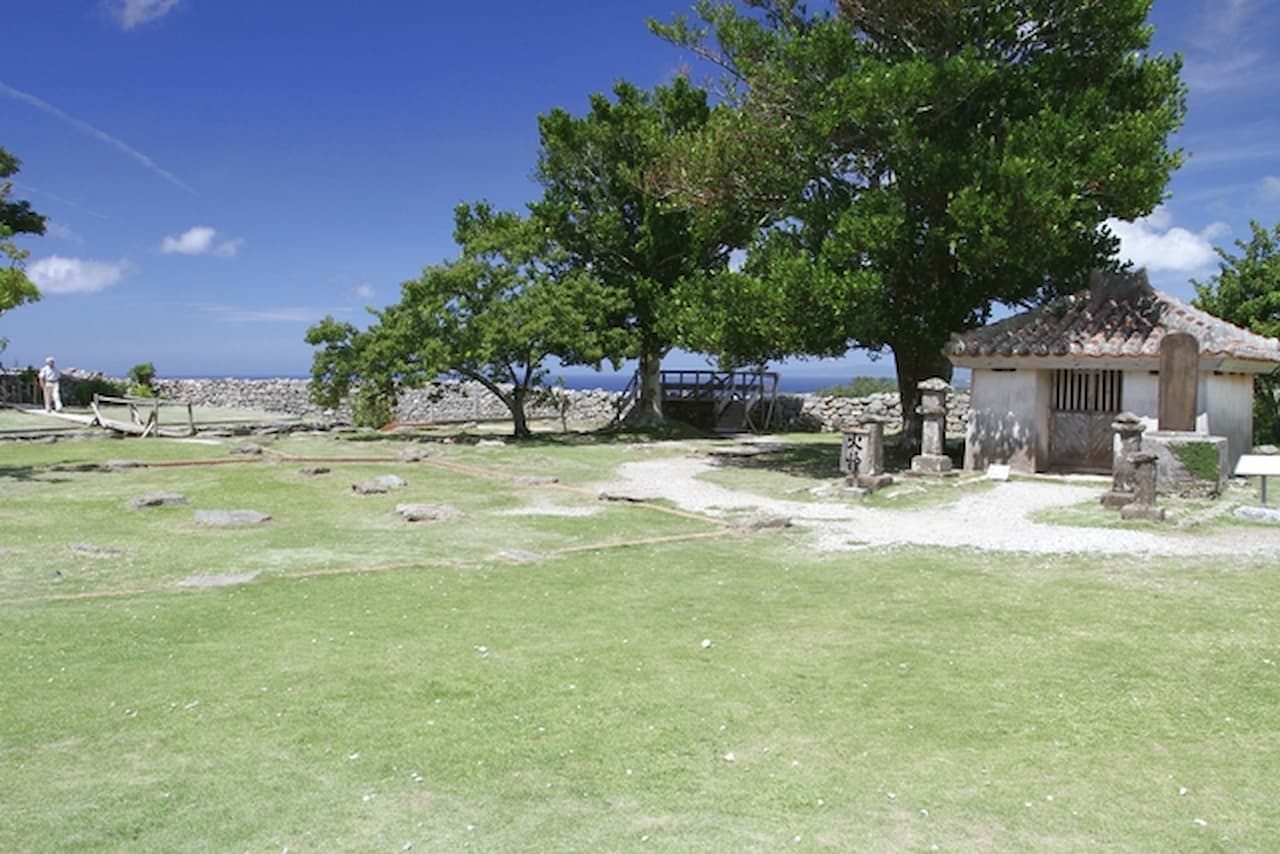 Nakijin Castle Ruins Ticket - image 6
