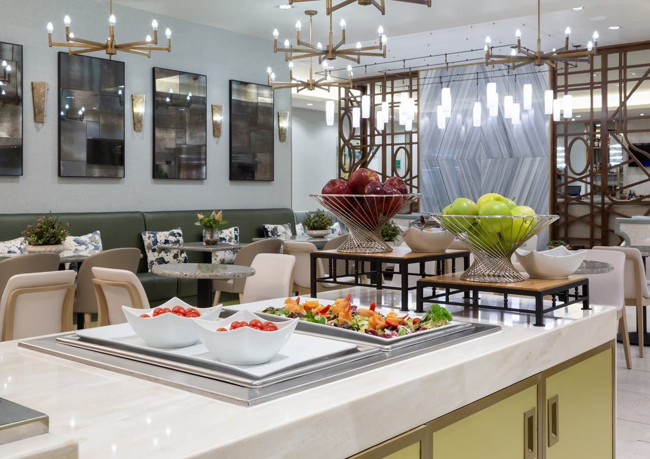 MERA Business Lounge - Cancun International Airport - imagen 26