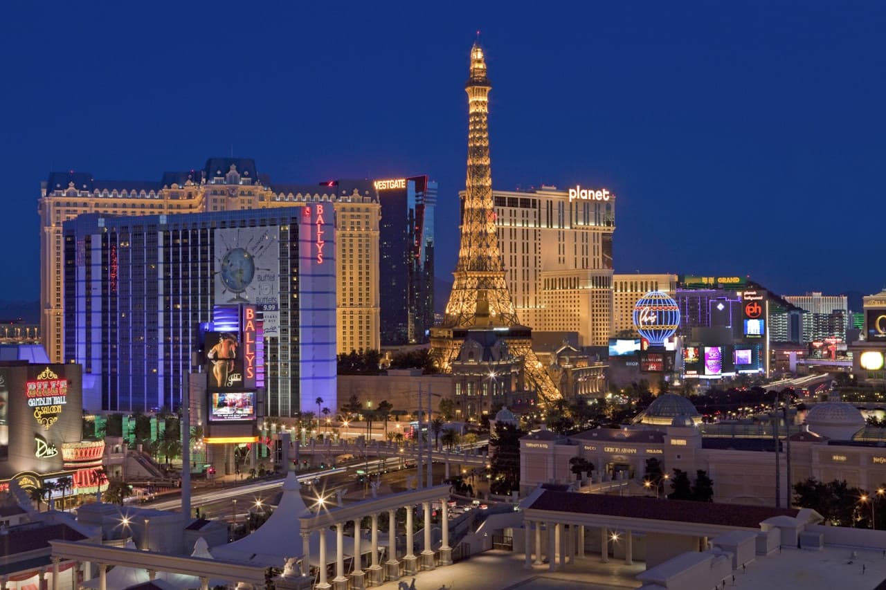 The Eiffel Tower Experience Las Vegas - imagen principal