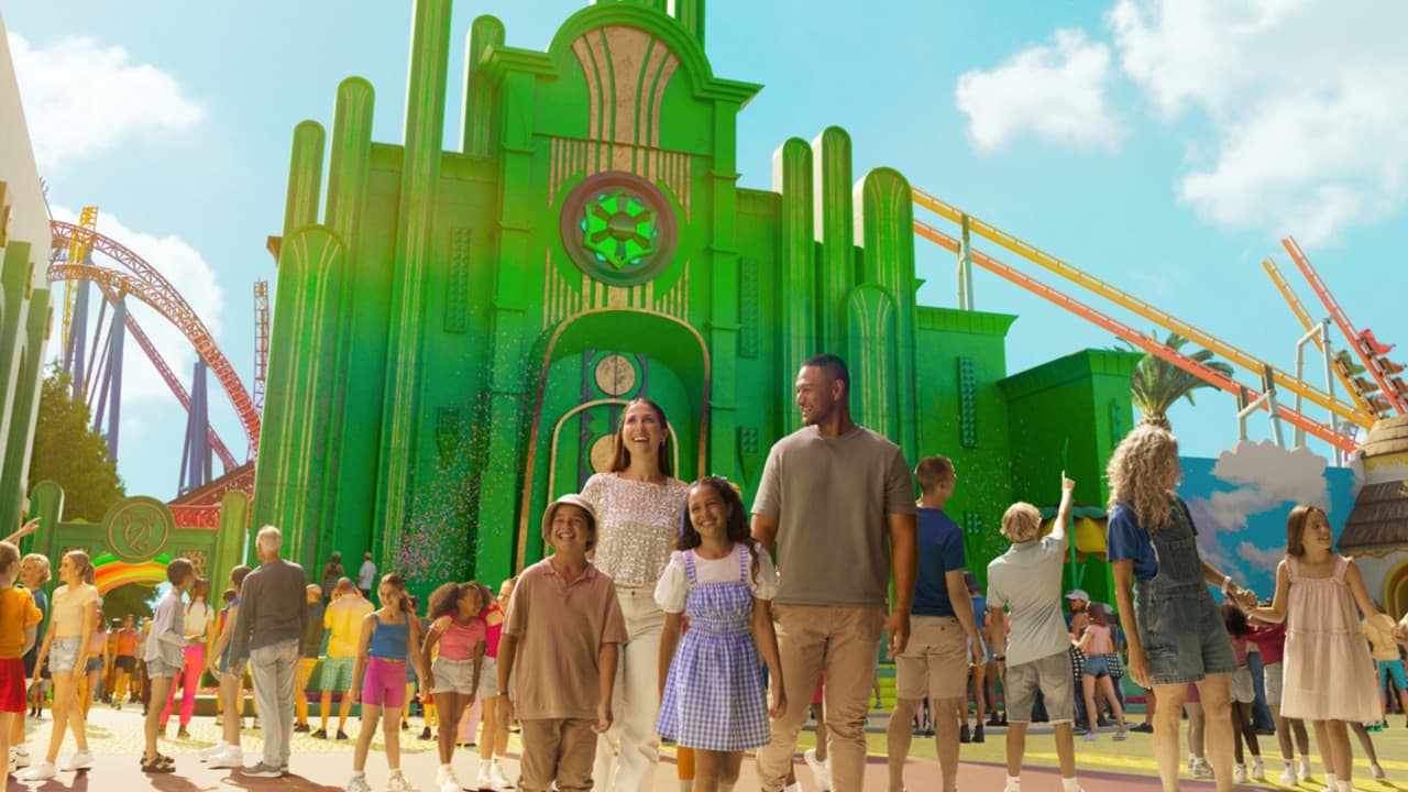 Gold Coast Warner Bros. Movie World, Sea World, Paradise Country and Wet'n'Wild Multiday Pass - image 6