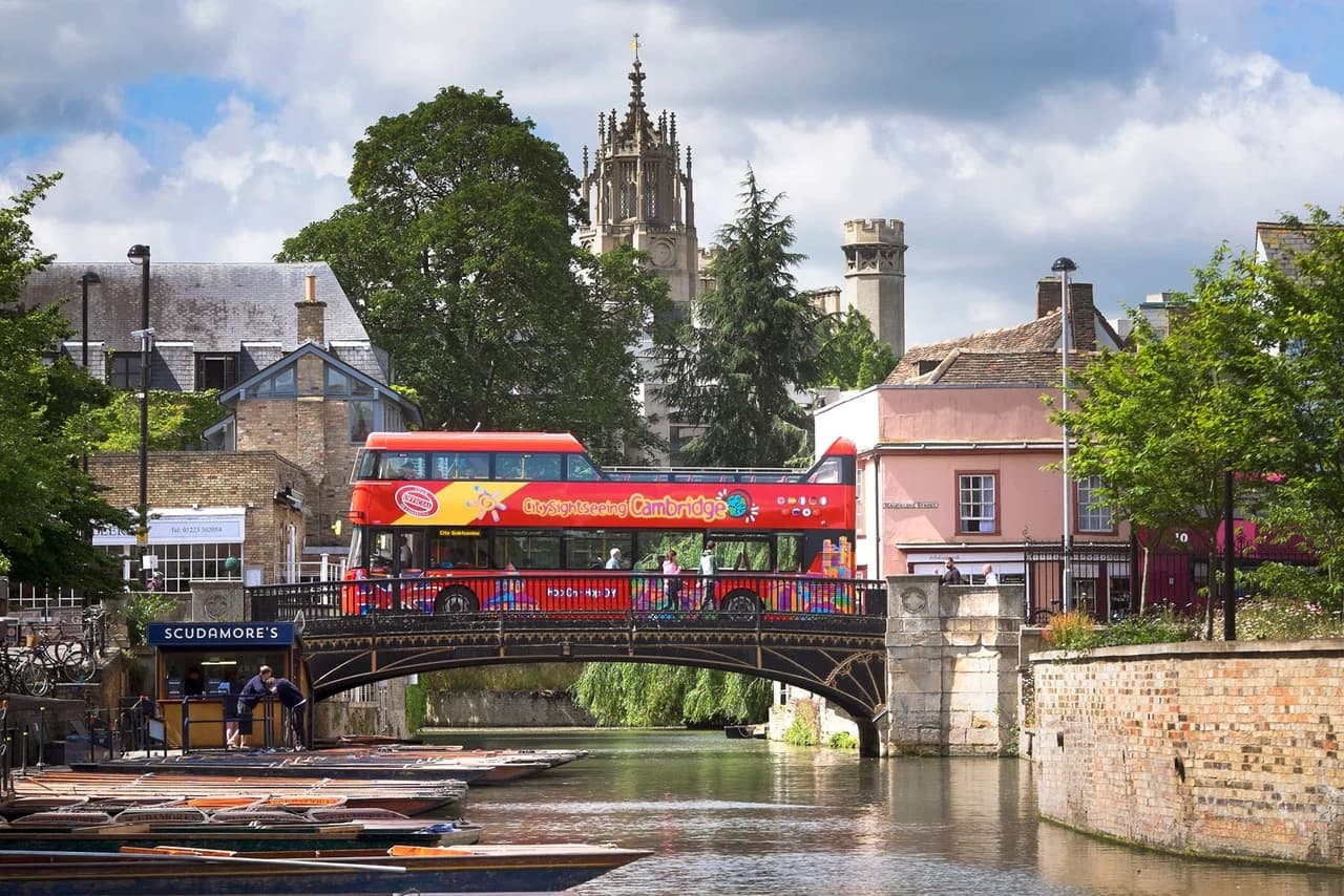 City Sightseeing Cambridge Hop-on Hop-off Bus Tour - imagen 9