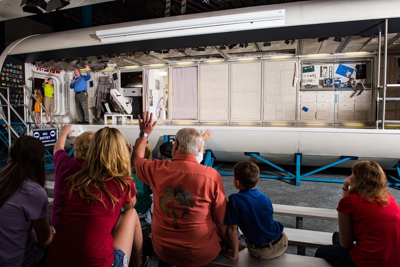 Space Center Houston Ticket - image 7