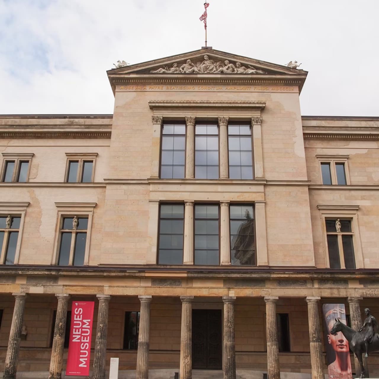 Neues Museum - image 4