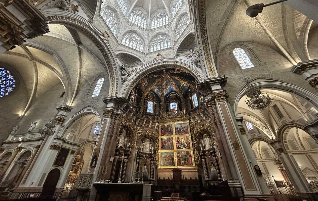 Valencia Cathedral & Holy Grail Tour with English-Speaking Guide & Fast Track Entry - image 5