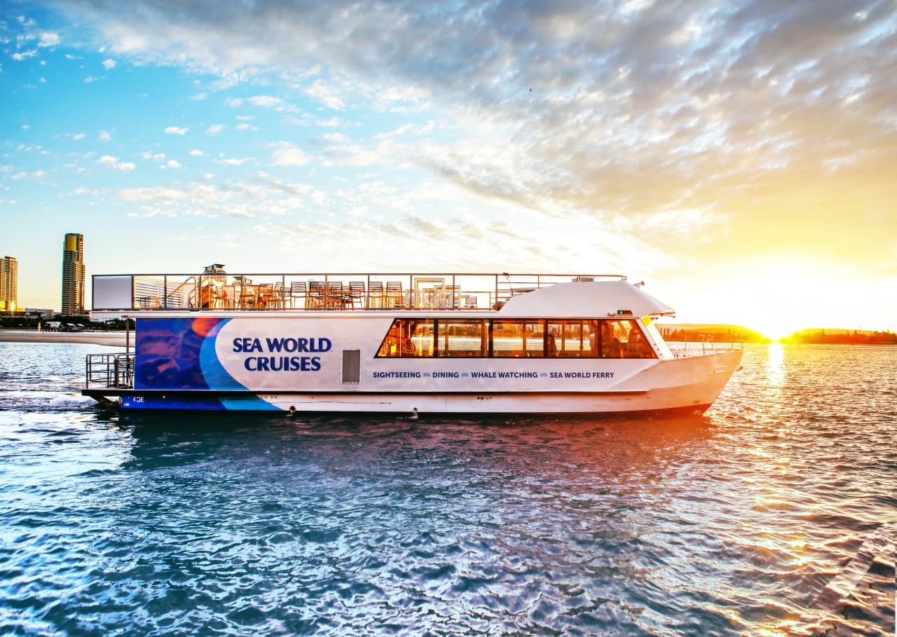 Gold Coast Buffet Dinner Cruise aboard Sea World Cruises - image 2