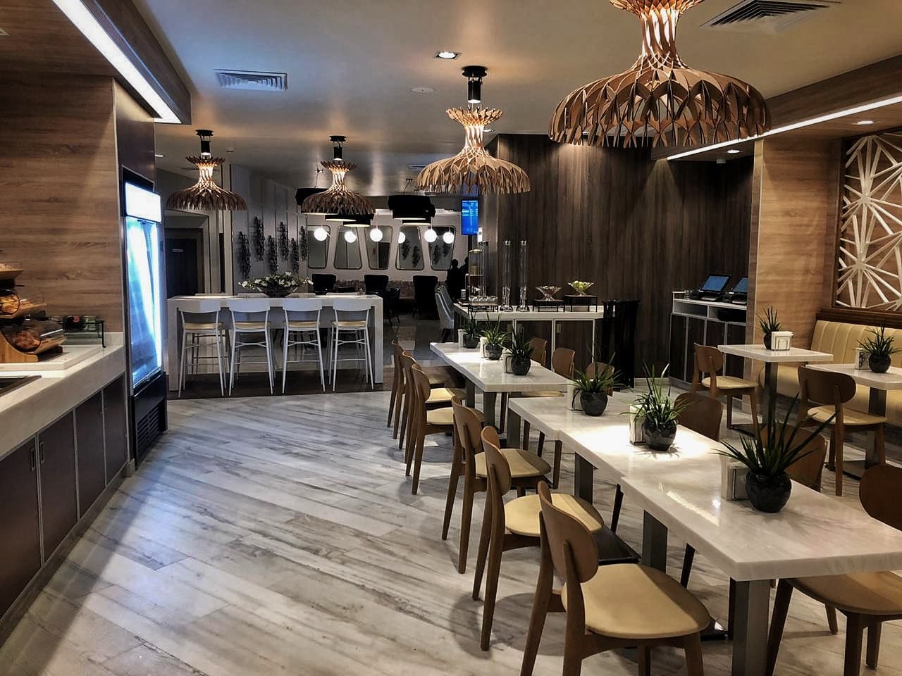 MERA Business Lounge - Cancun International Airport - image 18