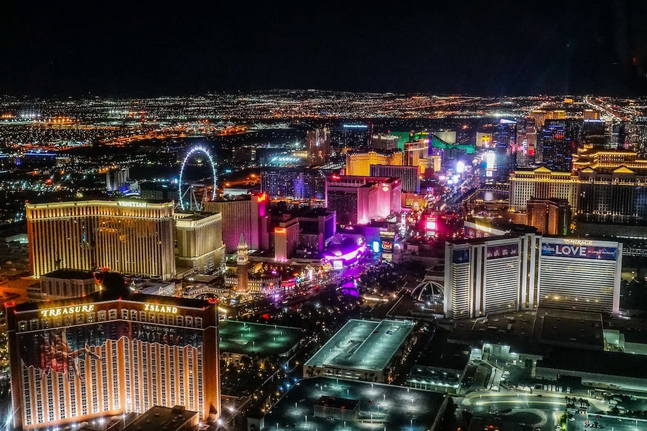 Las Vegas Strip Helicopter Night Flight - image 5