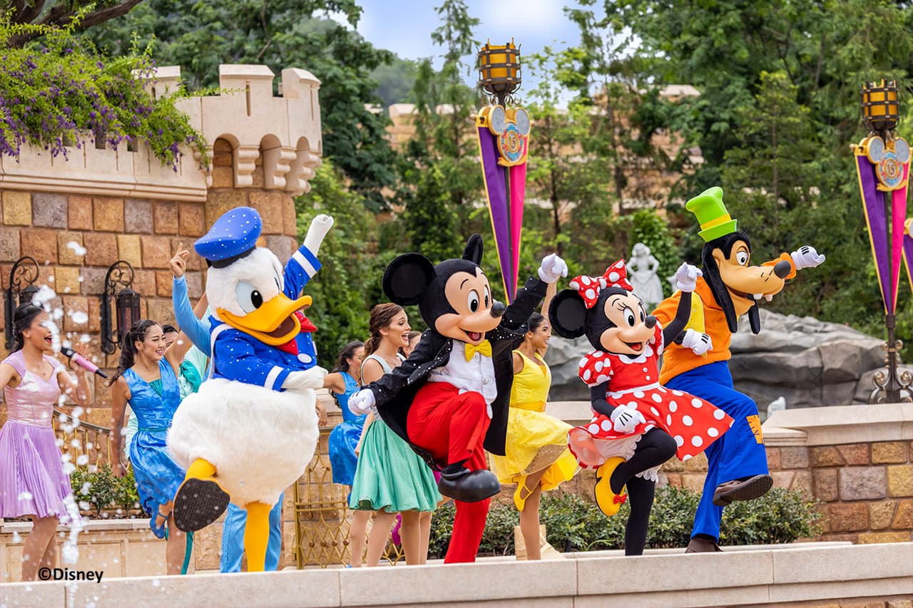 Hong Kong Disneyland Disney Premier Access Ticket - image 9