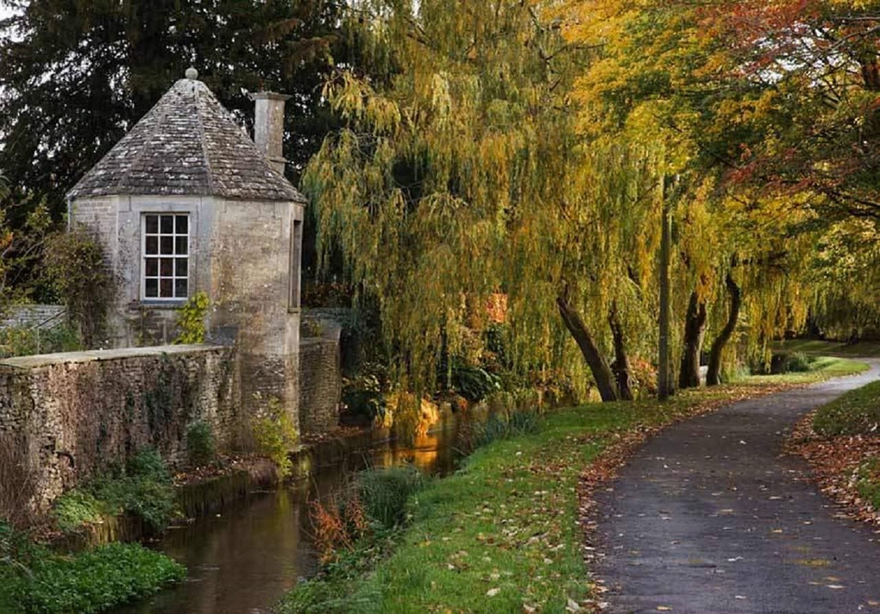 Cotswolds Village Tour with Lunch - image 8