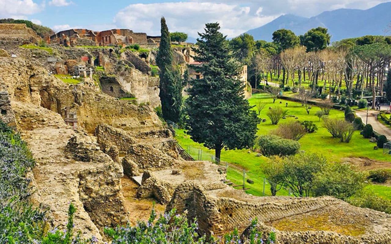 Pompeii and Naples Full-Day Tour from Rome - image 18