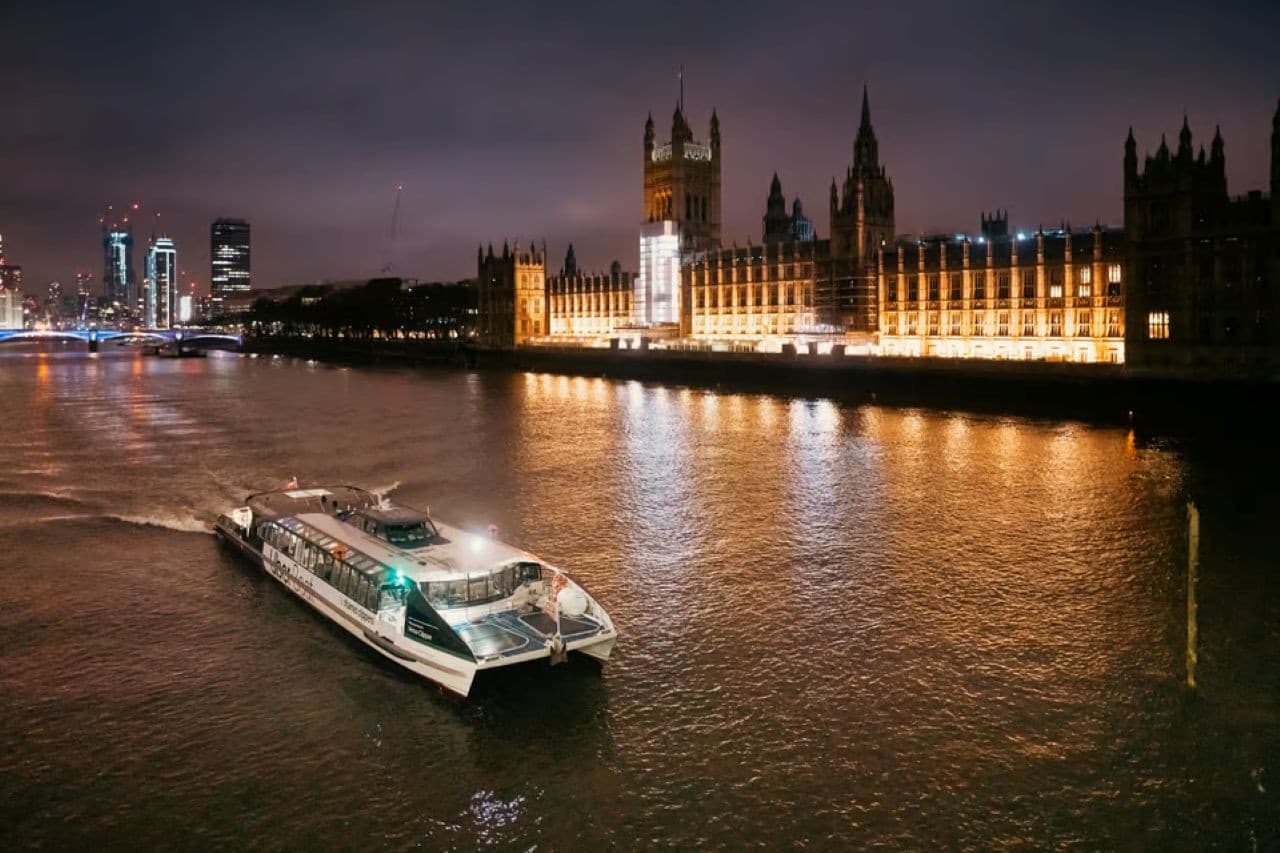 River Thames Uber Boat Ride with London Cable Car Ticket - image 2