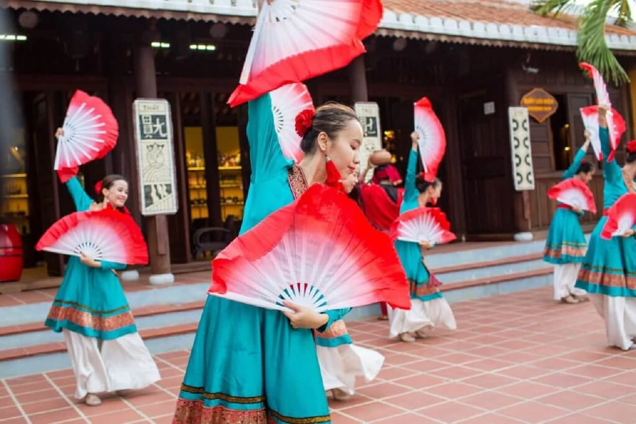 Hoi An Impression Theme Park and Hoi An Memories Show - image 15