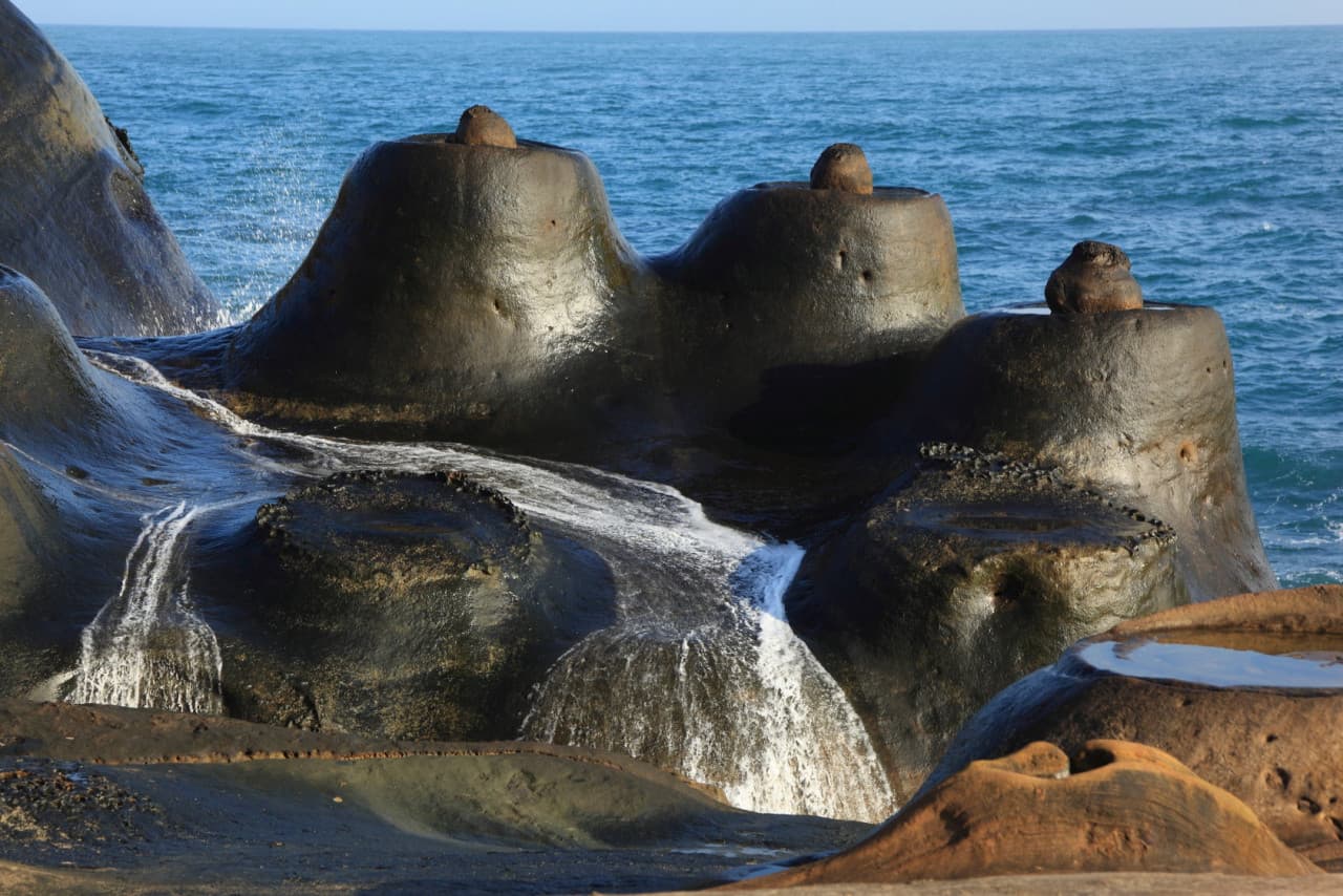 Yehliu Geopark Ticket - image 3