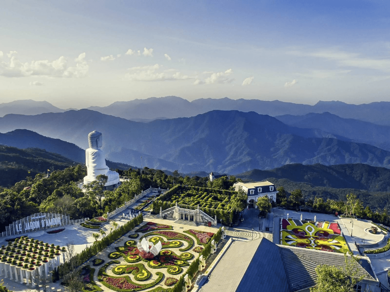 Ba Na Hills and Golden Bridge Full-Day Private Tour from Da Nang with Korean-speaking Guide - image 4
