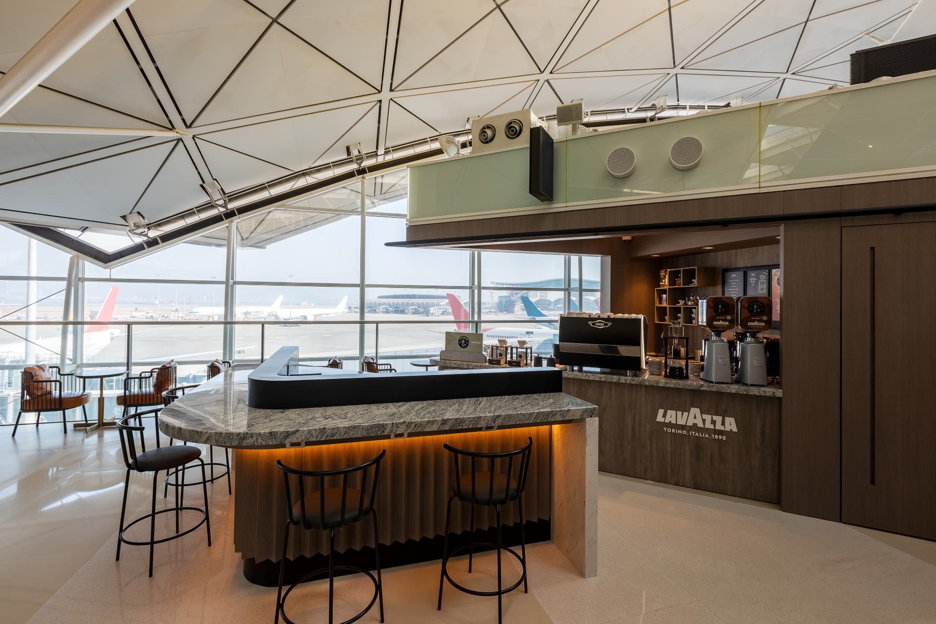 Plaza Premium Lounge - Aeropuerto Internacional de Hong Kong Terminal 1 - imagen 8