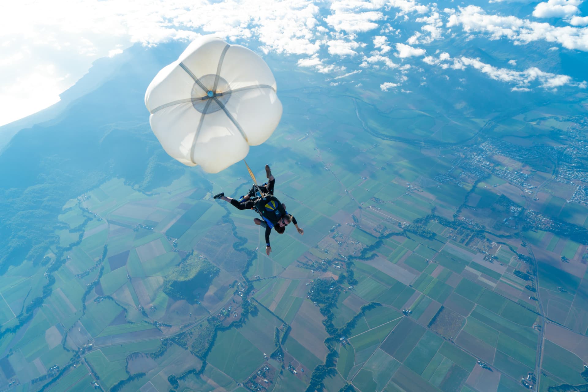 Tandem Skydiving Experience Cairns - image 2