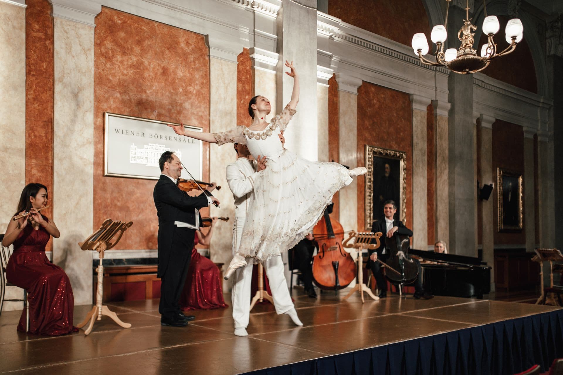 Vienna Residence Orchestra at Borse Palace Ticket - image 3