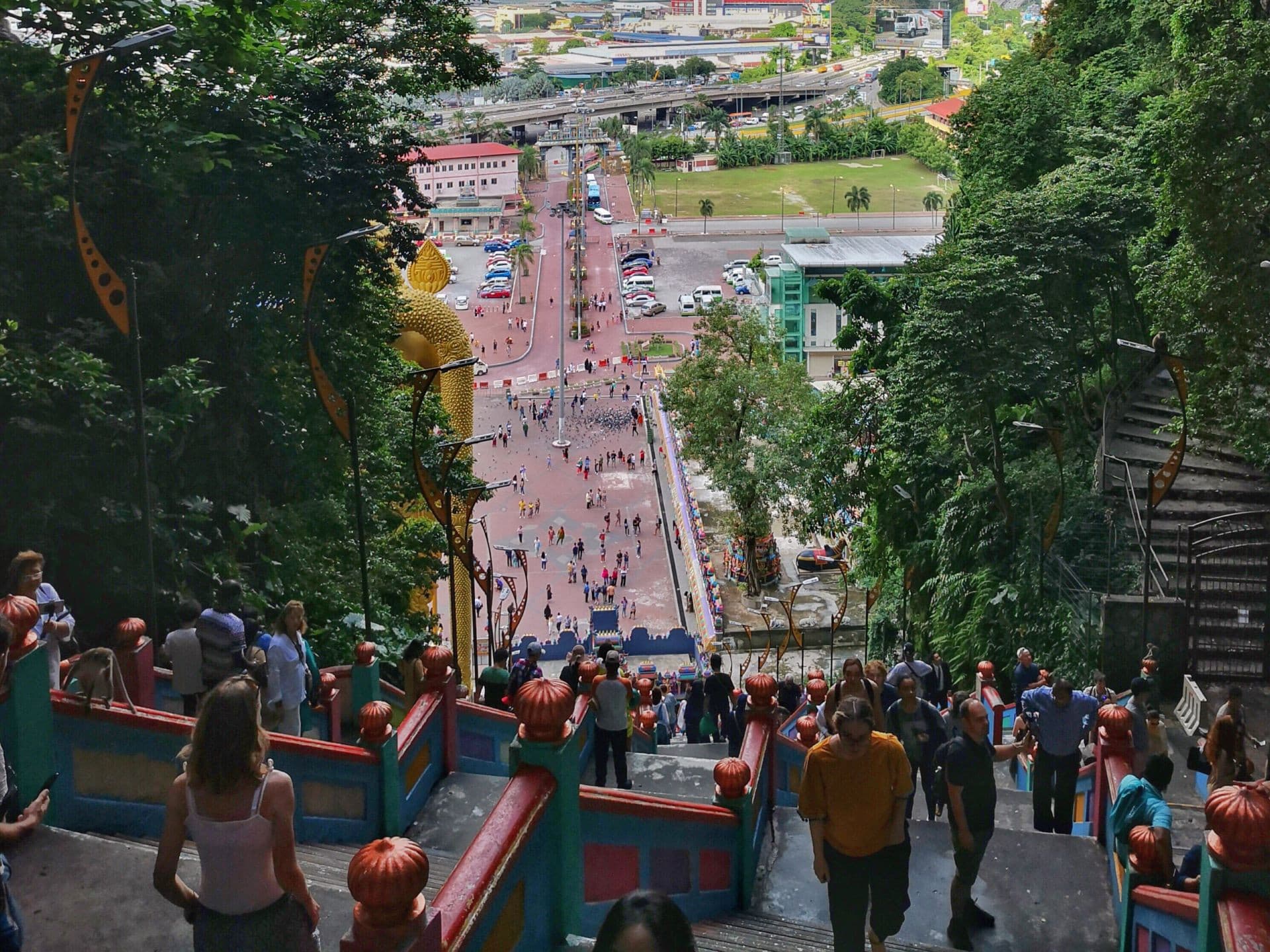 Batu Caves and Kuala Lumpur Countryside Tour - image 11