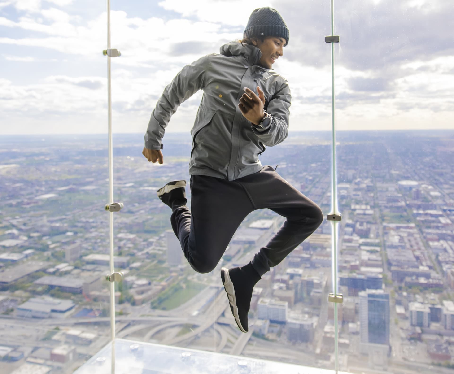 Skydeck Chicago and The Ledge Ticket - image 7
