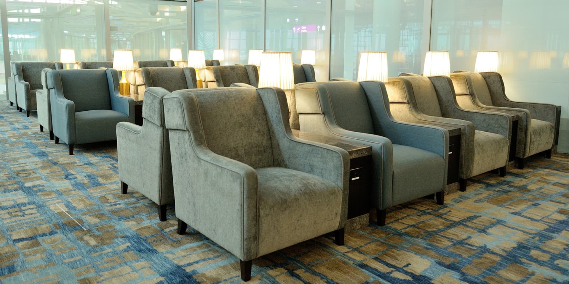 Plaza Premium Lounge - Toronto Pearson International Airport Terminal 1 - image 5