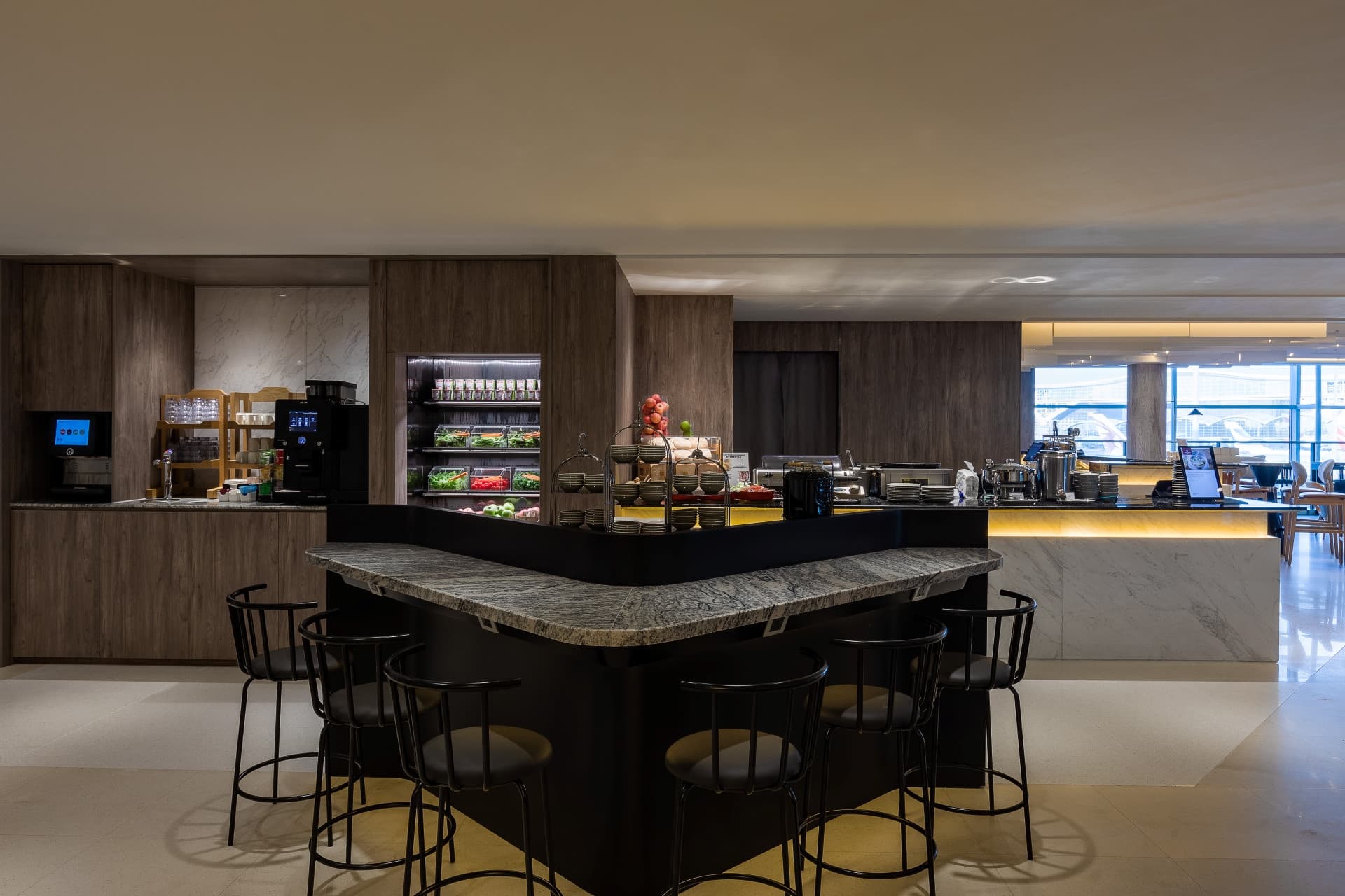 Plaza Premium Lounge - Hong Kong International Airport Terminal 1 - image 5