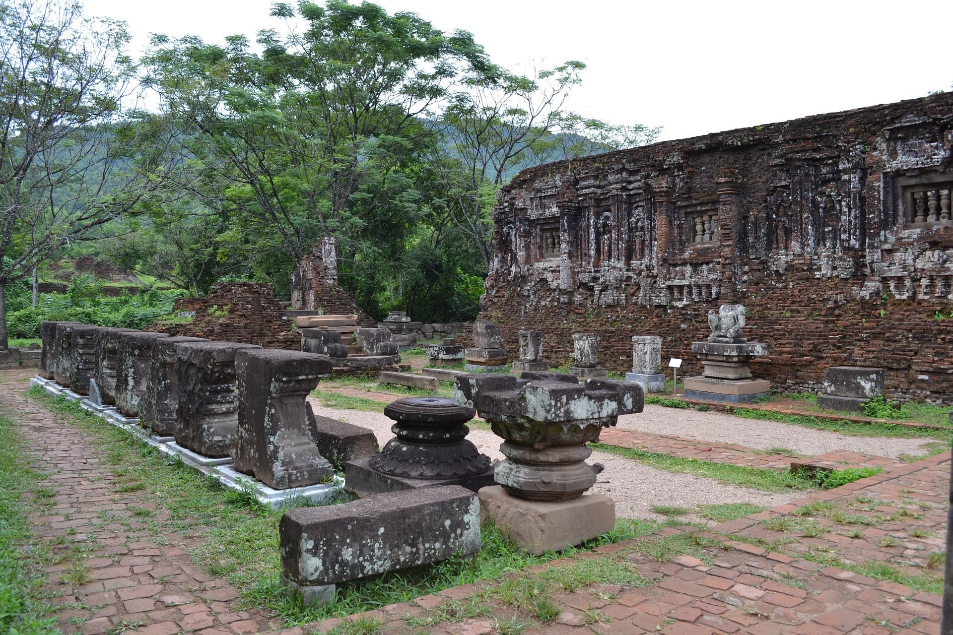 My Son Sanctuary and Hoi An Ancient Town Tour from Da Nang - imagen 3
